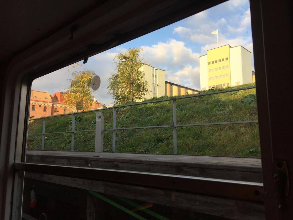 Selmas Hytt Och Salong Hostel Упсала Екстериор снимка