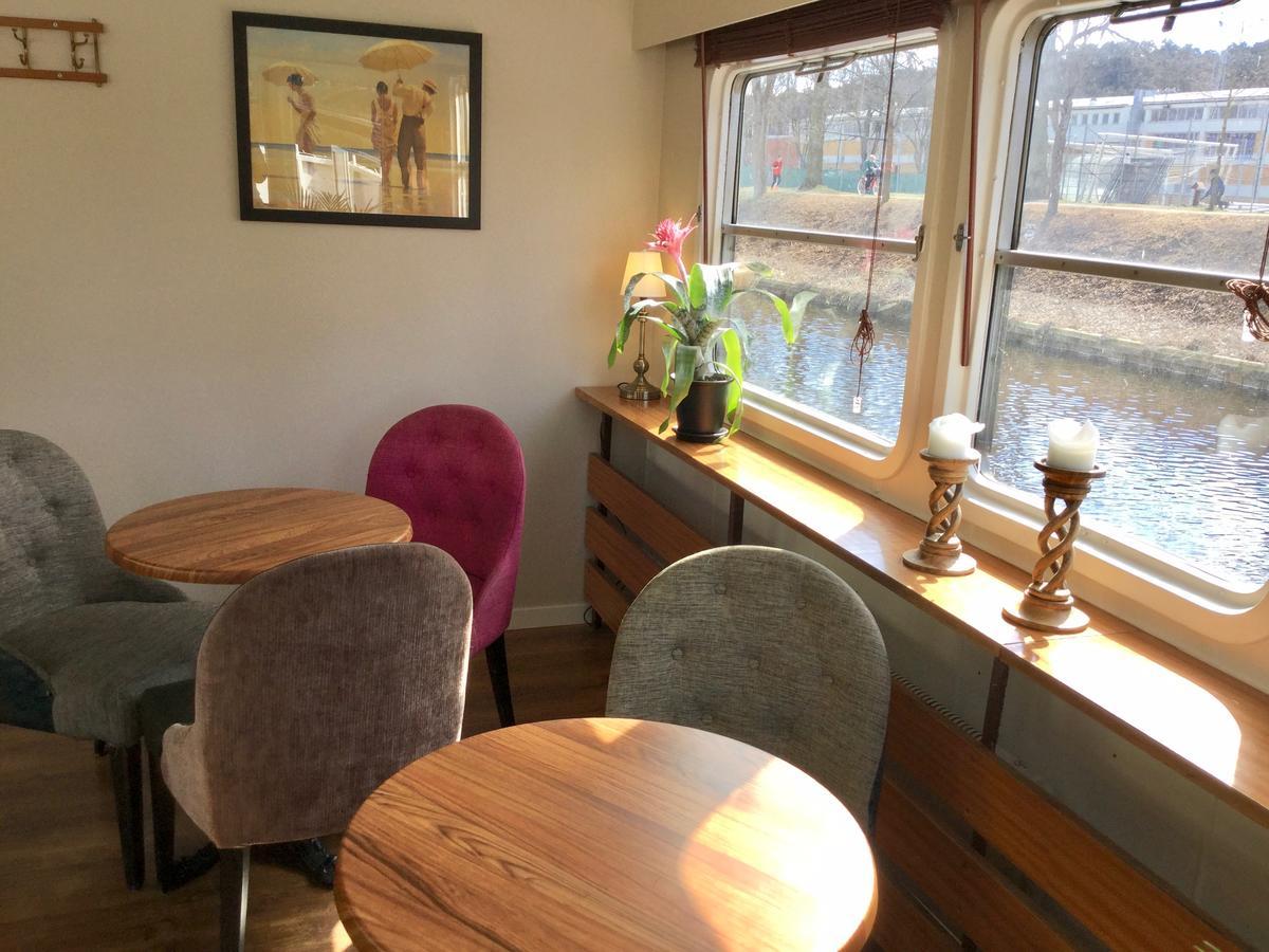 Selmas Hytt Och Salong Hostel Упсала Екстериор снимка
